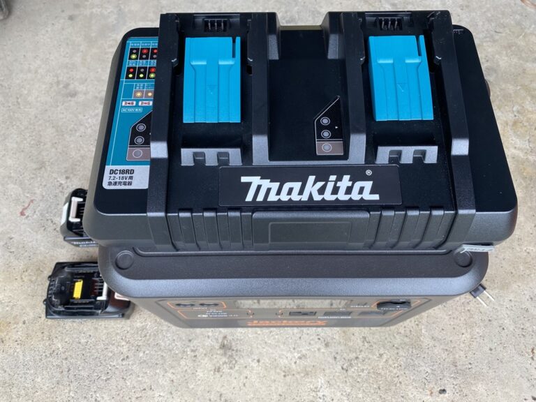 Makita - ゆーすけ様専用【新品】マキタ純正バッテリー BL1860B 4個SET